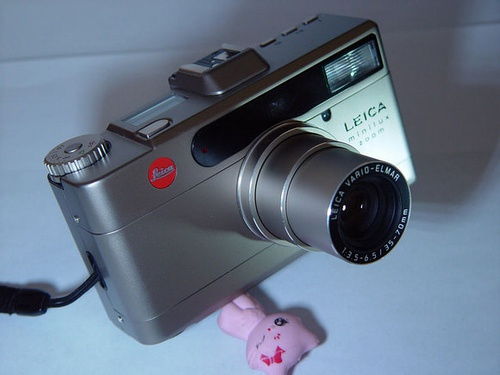 徕卡Minilux Zoom 35mm AF旁轴胶片相机 九成新，续写摄影经典